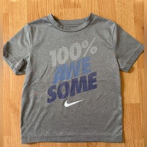 Lot of 6 short sleeve boys Nike shirts-size 6